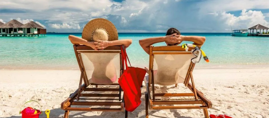 WHY CHOOSE US FOR YOUR NEXT VACATION? 
